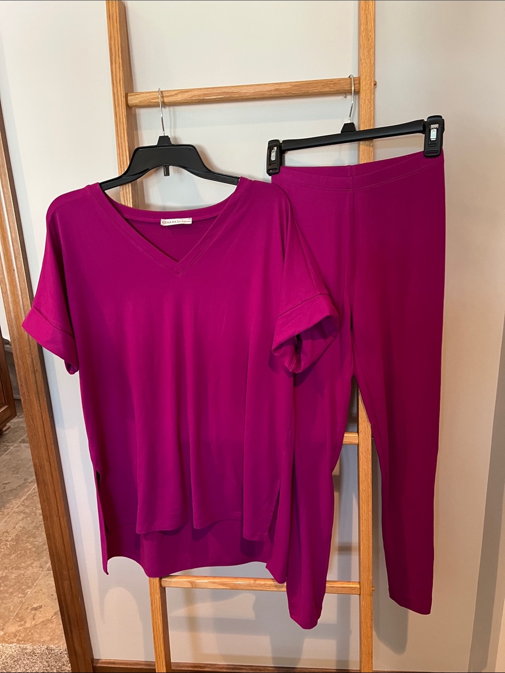 Zenana Outfitters V-Neck Lounge Top & Legging Set - Magenta